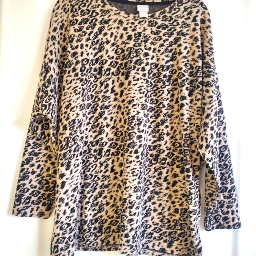 CHICO'S Size 3 cozy animal print L/Sl tunic Fall top